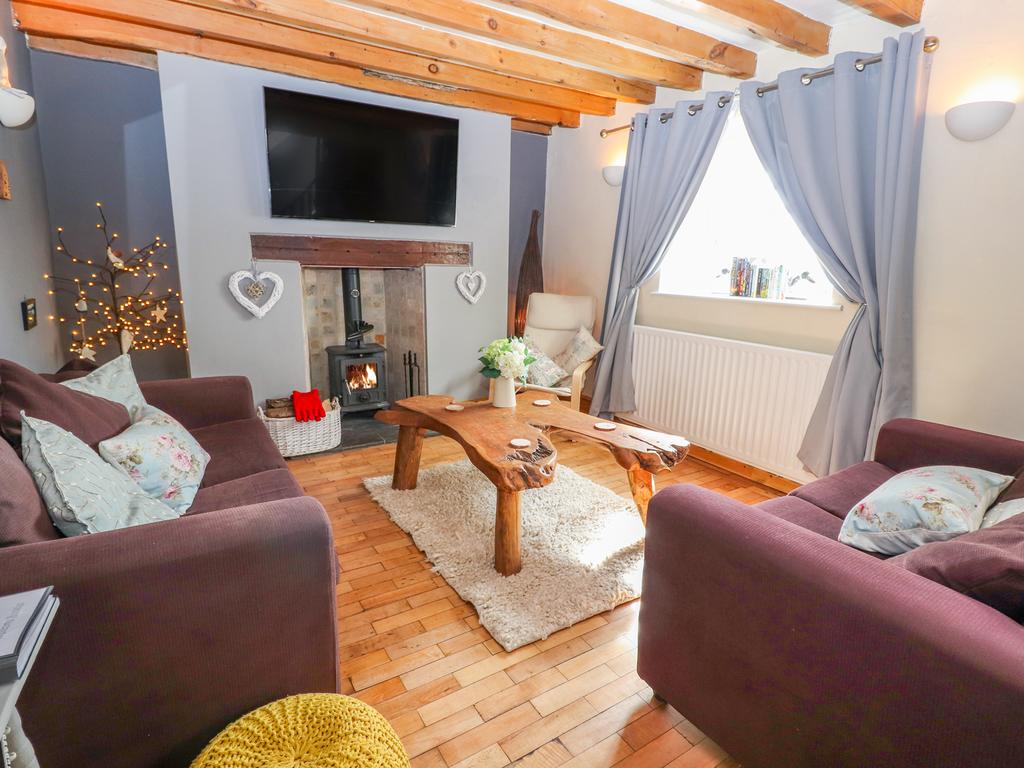 Woodland Cottage room 5